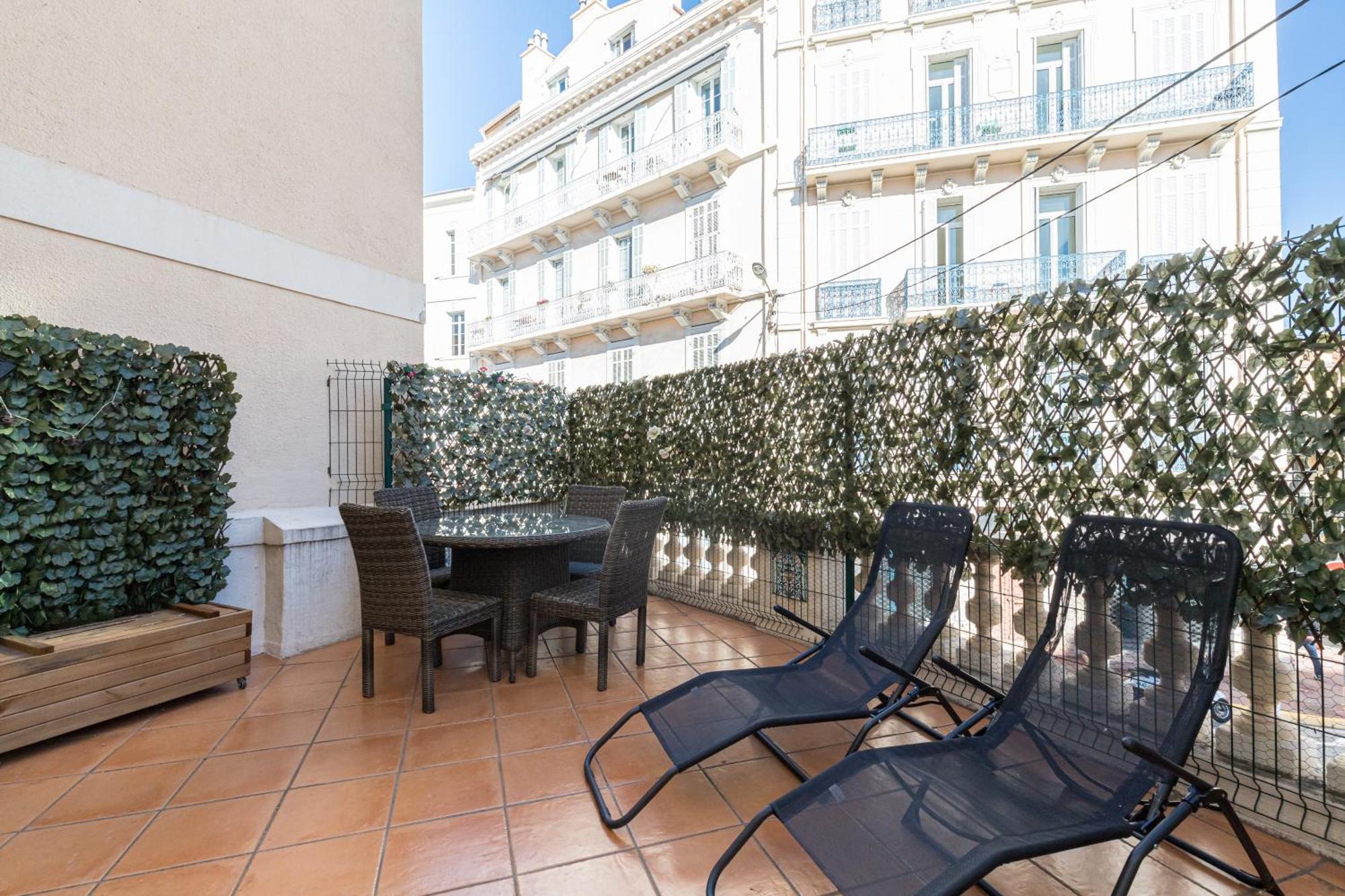 Appartement 77 Avenue De Grasse *